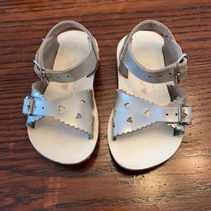 Saltwater Sandals - silver (toddler size 5)